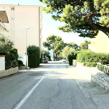 Rose, Close To The Lägenhet